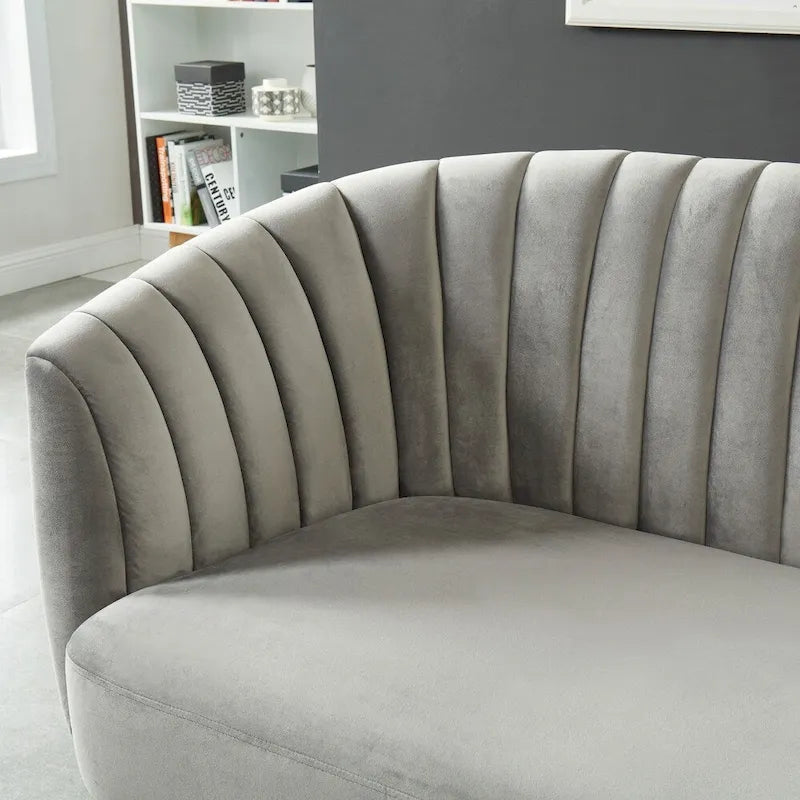 Canapé deux places capitonné en microfibre de velours contemporain Albany par Silver Orchid
