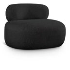 Meridian Furniture Fauteuil en tissu bouclette Venti