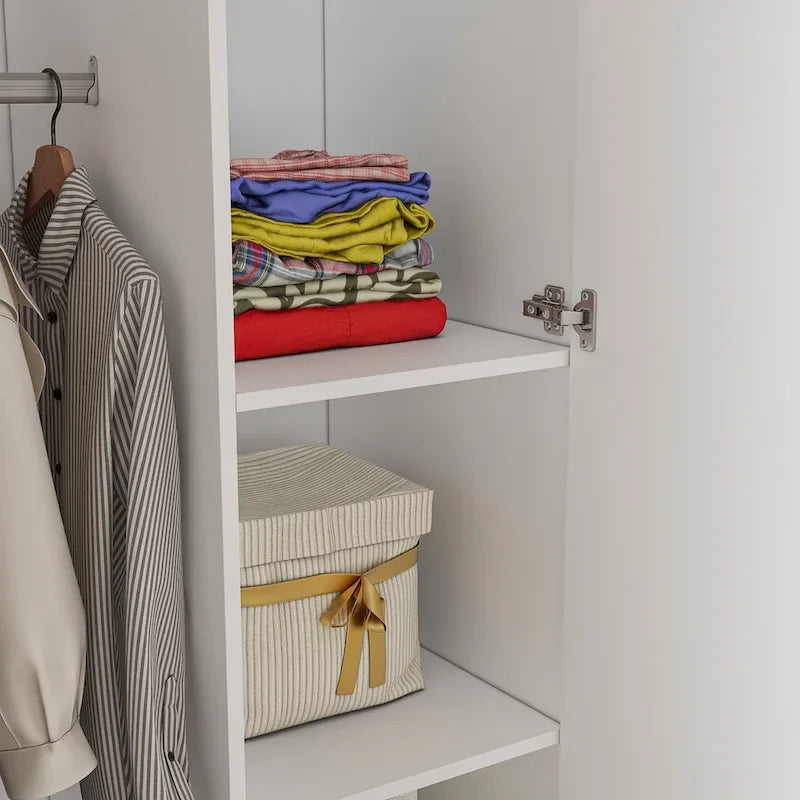 Armoire de rangement moderne sur pied en bois massif avec étagères