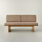 Banc mi-siècle tapissé en tissage couleur champignon avec dossier - Hearth & Hand™ with Magnolia