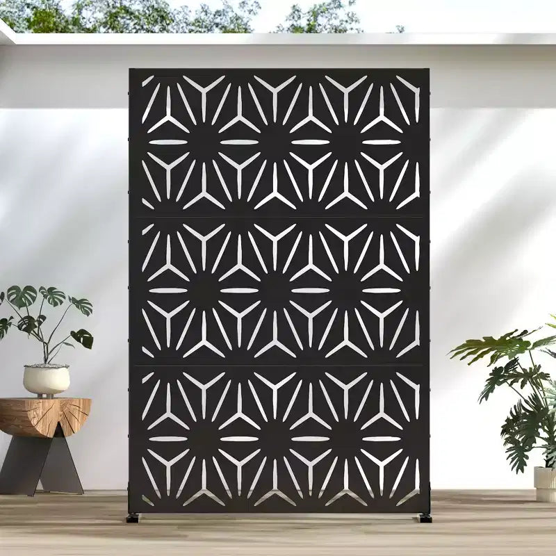 Écran de confidentialité extérieur/intérieur autoportant en tôle galvanisée noire en forme d'étoile 71,37x46,8 pouces, pour la décoration de balcon, terrasse, jardin