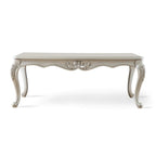 Table basse traditionnelle Clarissa en bois massif avec pieds sculptés